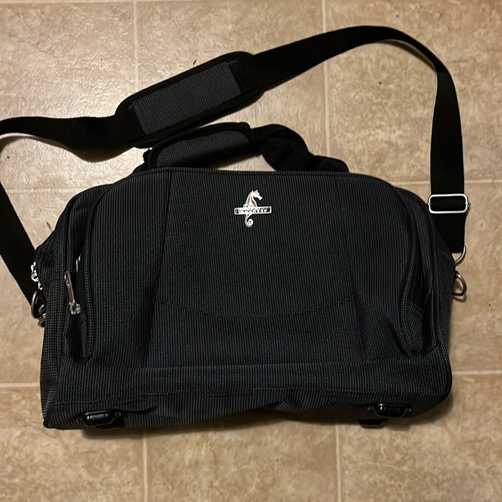 Atlantic luggage company gray canvas shoulder tote carry on luggage bag